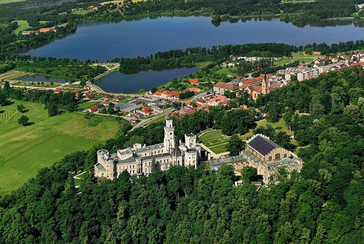 ZÁVIŠ Z FALKENŠTEJNA - Hluboká nad Vltavou