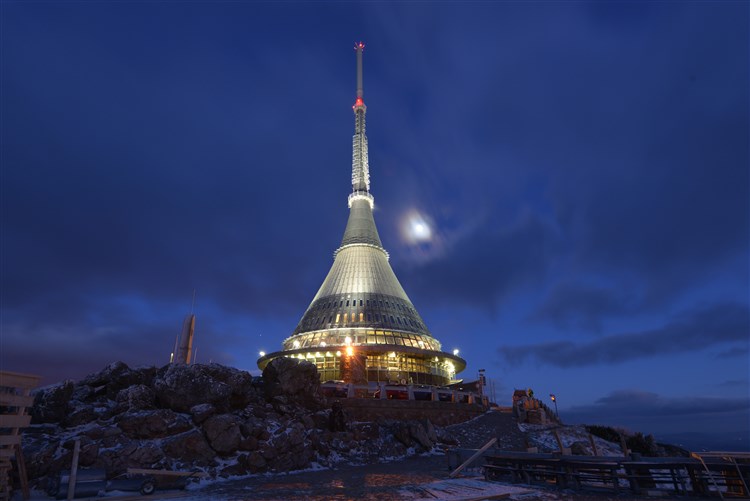 Ještěd - zdroj: www.visitliberec.eu | CLARION GRANDHOTEL ZLATÝ LEV - Liberec