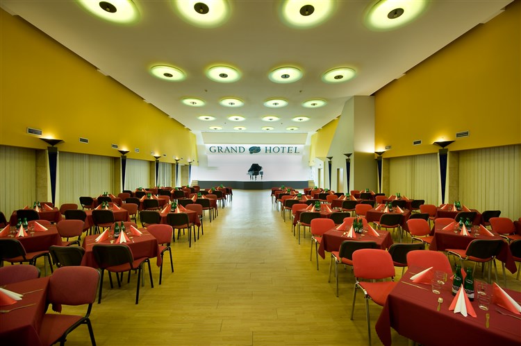kongresový sál | GRAND HOTEL - Třebíč