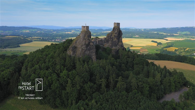 Výlety do okolí - hrad Trosky | JIČÍN - MĚSTO POHÁDKY, Hotel RESTART