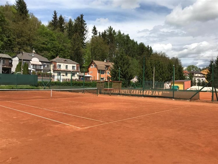 CARLSBAD INN - Dalovice