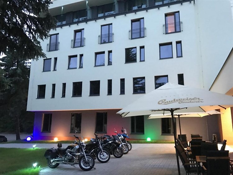 CARLSBAD INN - Dalovice