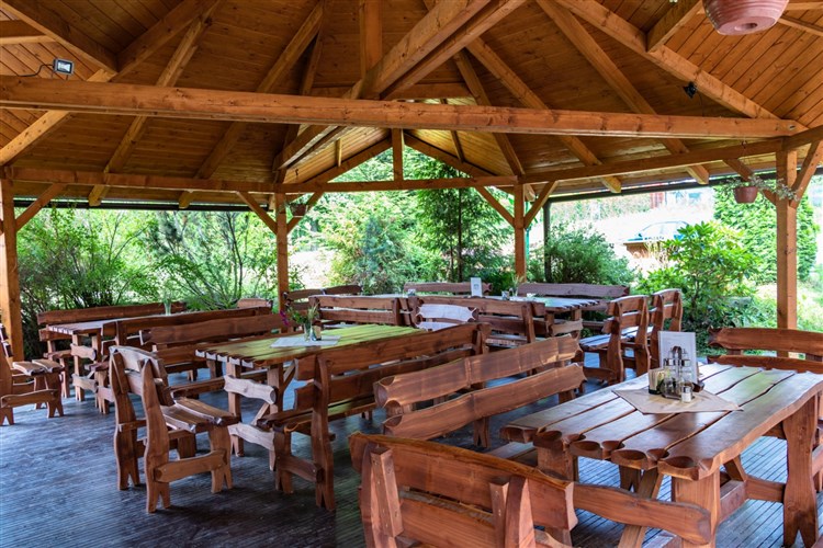 pergola se zahradní restaurací | ROLLBA - Loučná nad Desnou - Kociánov