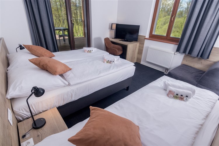 2 - lůžkový pokoj deluxe s balkonem | RESORT ORSINO - Horní Planá