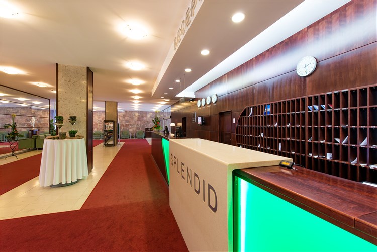 SPLENDID*** Ensana Health Spa Hotel - Piešťany