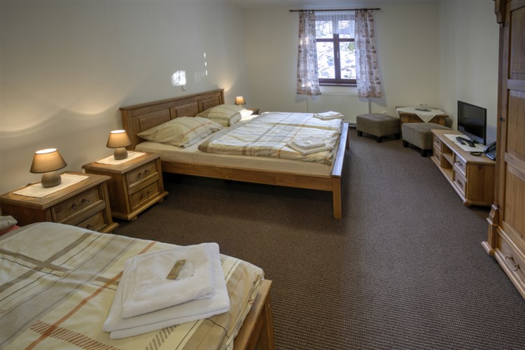třílůžkový pokoj | RELAX PENSION SCHÖNWALD - Budišov nad Budišovkou - Podlesí