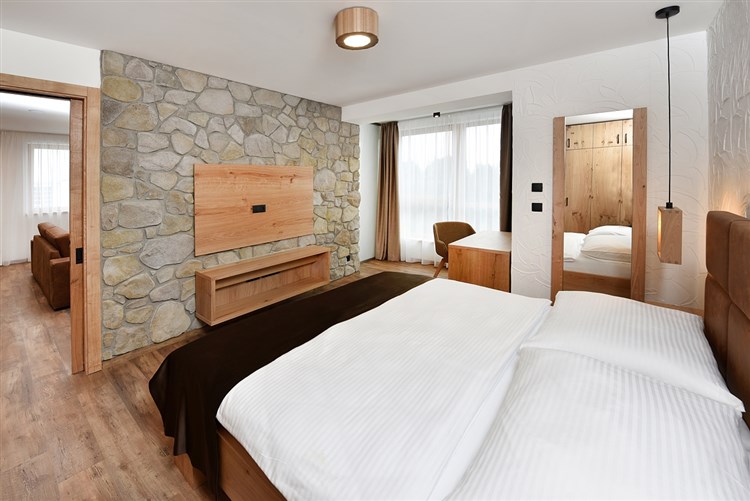 APLEND Hotel OVRUČ*** - Štrbské Pleso