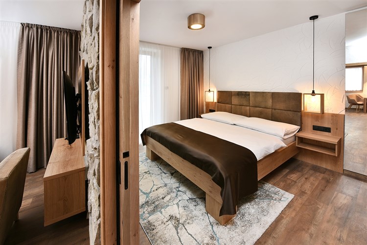 APLEND Hotel OVRUČ*** - Štrbské Pleso