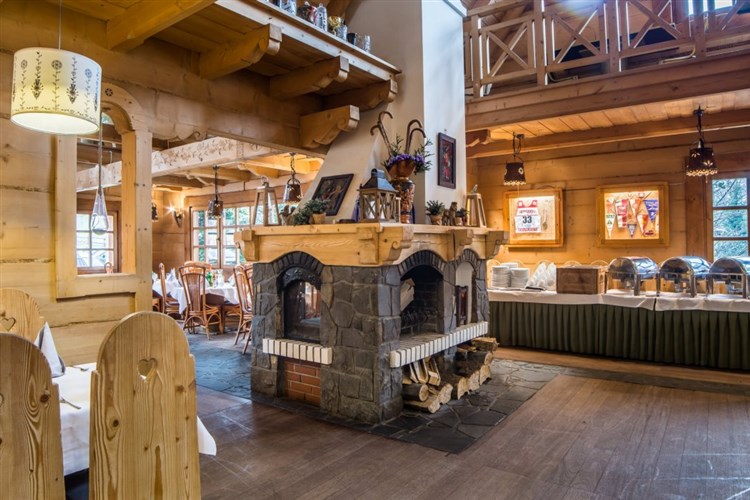 NOSALOWY DWÓR - Zakopane