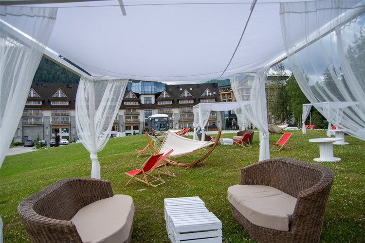 NOSALOWY DWÓR - Zakopane