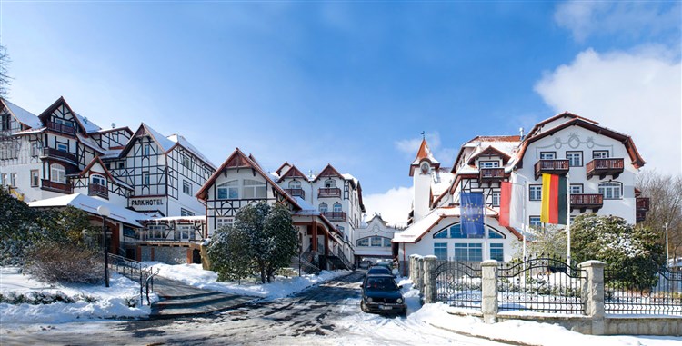 PARK HOTEL **** KUR & SPA - Świeradów - Zdrój