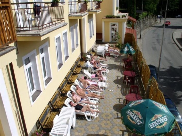 PRAHA - Luhačovice