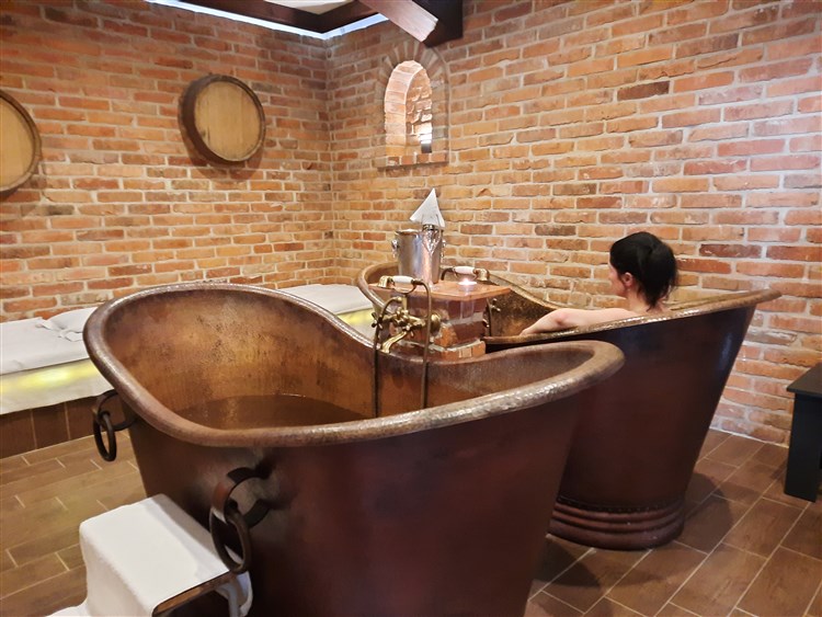 Wellness - koupele | Lázeňský & wellness hotel NIVAMARE - Luhačovice - Pozlovice