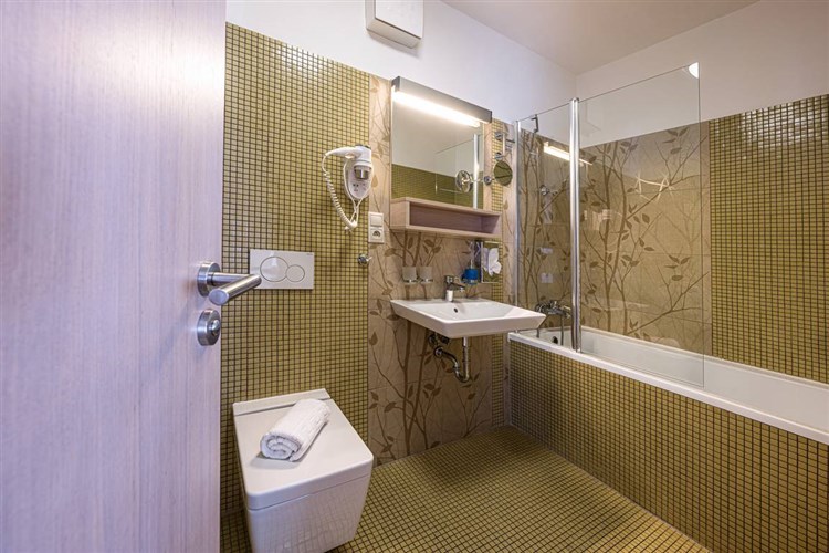Horský hotel LORKOVA VILA - Čeladná