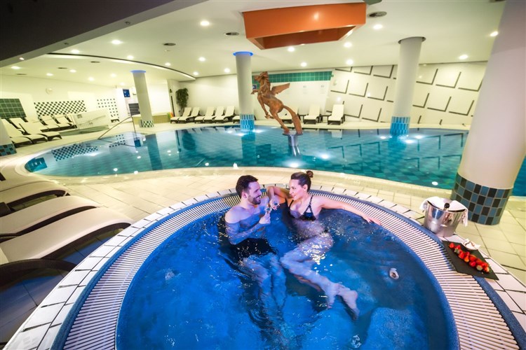 ROI Spa-bazén | GRAND HOTEL SAVA****sup. - Rogaška Slatina