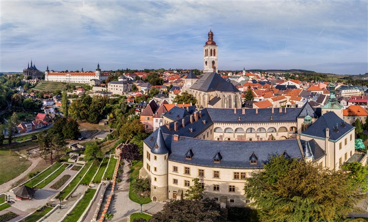 Vlašský dvůr a kostel Sv. Jakuba - Zdroj: České dědictví UNESCO | U KATA - Kutná Hora