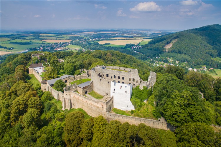 Zřícenina hradu Hukvaldy, zdroj Foto m-ark | DNY NATO 2024