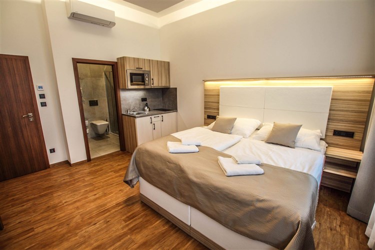 Dvoulůžkový pokoj v hotelu Mariel. | BURČÁKFEST ZNOJMO 2025 - Hotel MARIEL