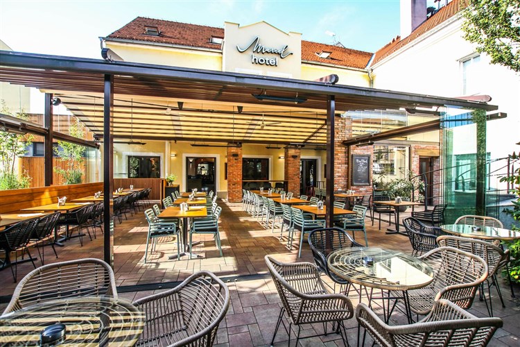 "" | BURČÁKFEST ZNOJMO 2025 - Hotel MARIEL