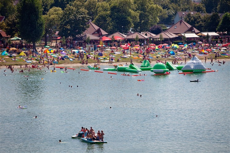 Sluneční jezera - foto ilu, zdroj TIK Senec | DOLPHIN - Senec