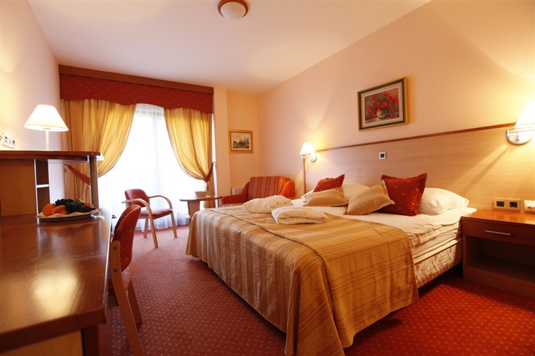 TERME BANOVCI - Banovci