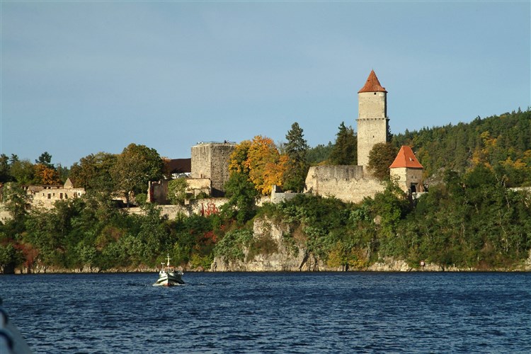 hrad Zvíkov | ZVÍKOV chatky - Zvíkovské Podhradí