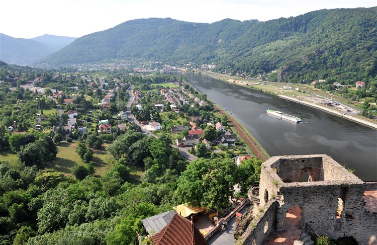 Výhled z hradu Střekov | LODÍ FLORENTINA PO LABI DO ČESKÉHO STŘEDOHOŘÍ - Litoměřice