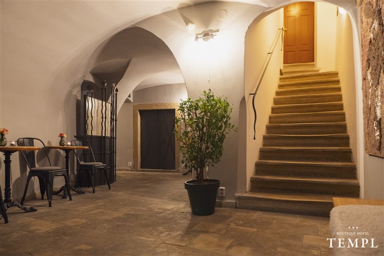 NOČNÍ OTEVŘENÉ SKLEPY, Hotel TEMPL - Mikulov