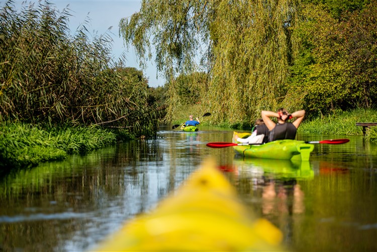 Kajakování na řece Lyně, foto Jakub Obarek | HAMPTON by HILTON - Olštýn