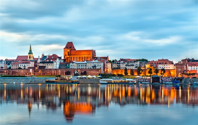 Toruń - zde se zastavíme cestou tam | AUTOBUSOVÝ ZÁJEZD BALT - Hotel WODNIK - Leba