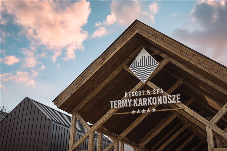 TERMY KARKONOSZE - Staniszów