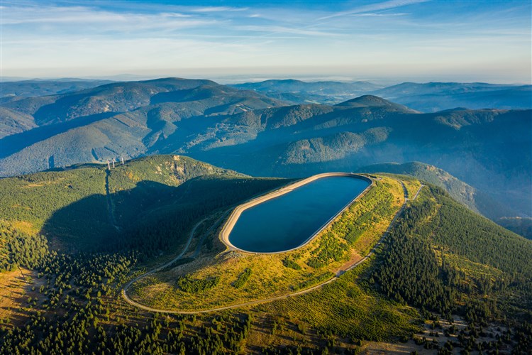 Přečerpávací vodní elektrárna Dlouhé Stráně, zdroj Agentura m-ARK Olomouc | Resort DLOUHÉ STRÁNĚ - Kouty nad Desnou