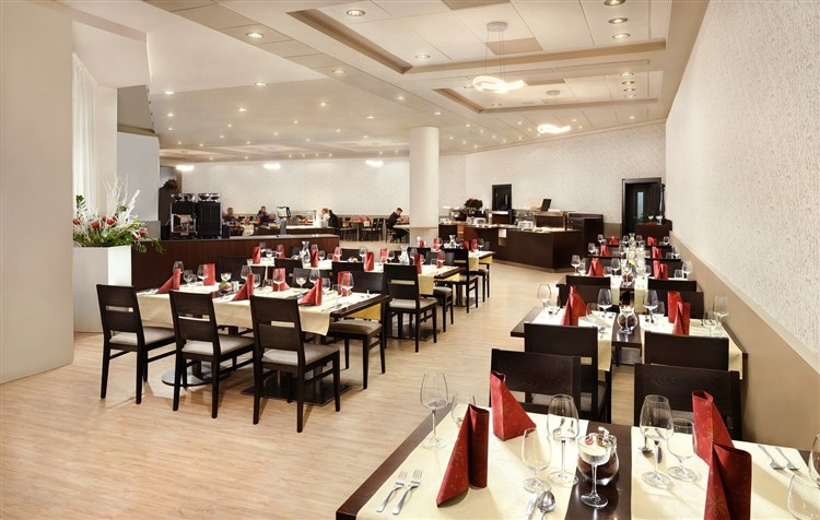 Hotelová restaurace | HOTEL GRAND JASNÁ - Demänovská Dolina