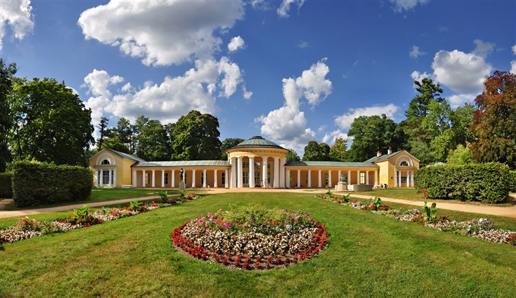 PELIKÁN - Mariánské Lázně