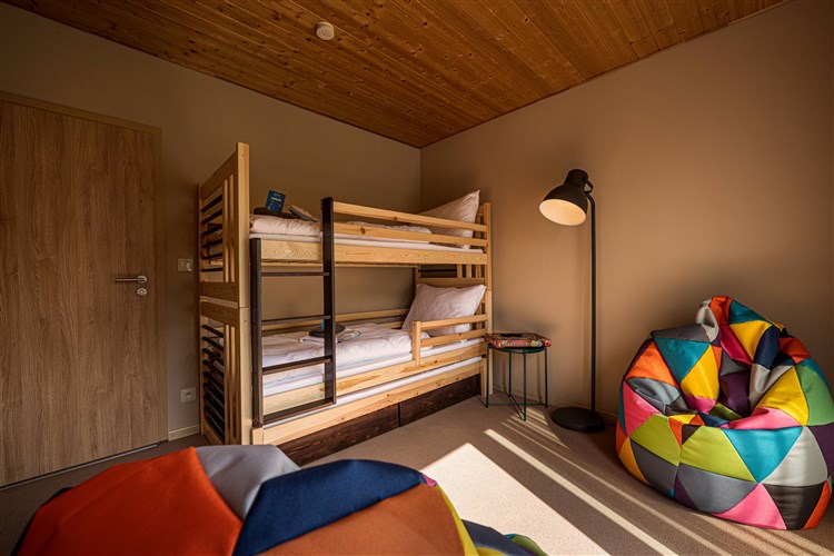 apartmánový dům FAMILY | Horský hotel LORKOVA VILA - Čeladná