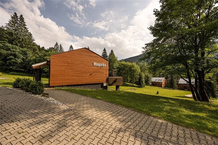 apartmánový dům | Horský hotel LORKOVA VILA - Čeladná