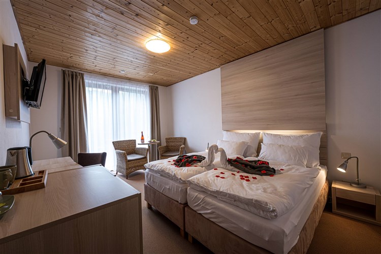 Horský hotel LORKOVA VILA - Čeladná