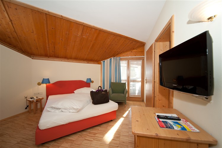 ORTNERS HOTEL ESCHENHOF - Bad Kleinkirchheim