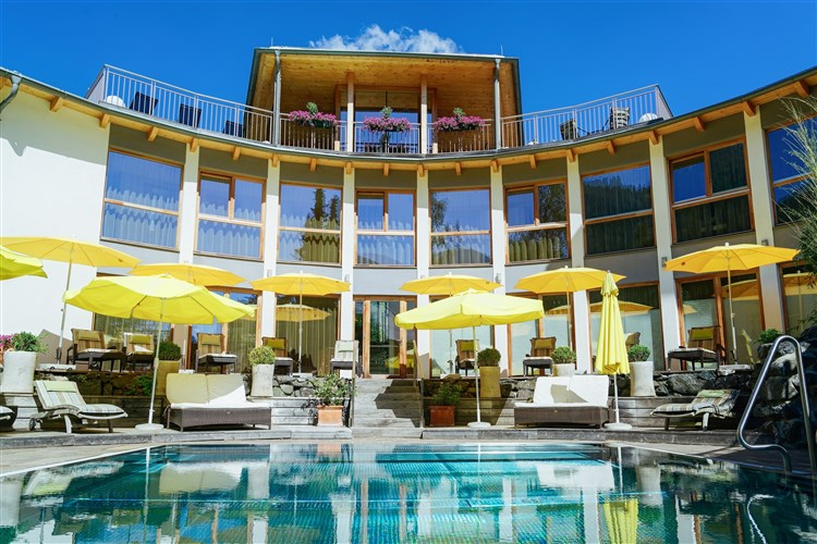 ORTNERS HOTEL ESCHENHOF - Bad Kleinkirchheim