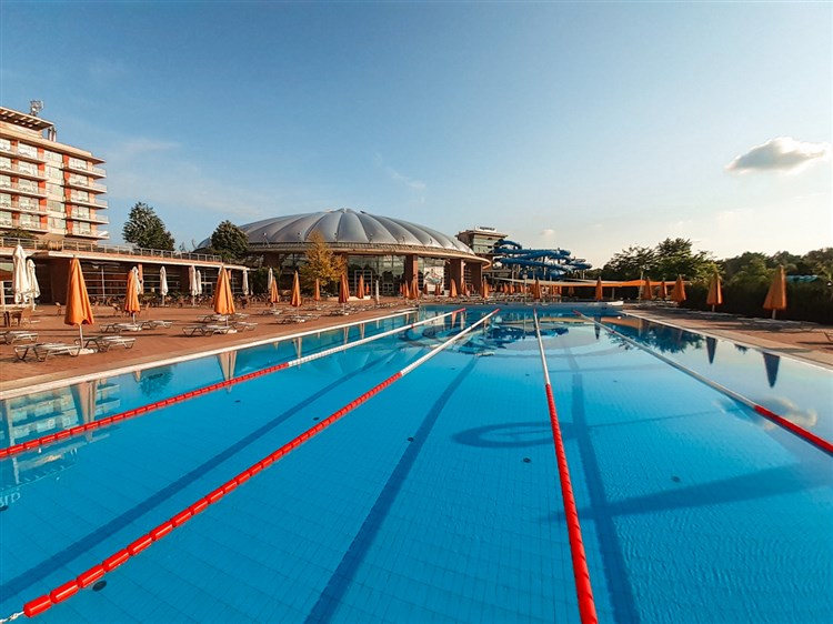 AQUAWORLD RESORT BUDAPEST - Budapest