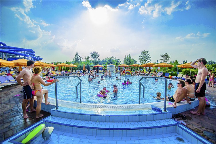 AQUAWORLD RESORT BUDAPEST - Budapest