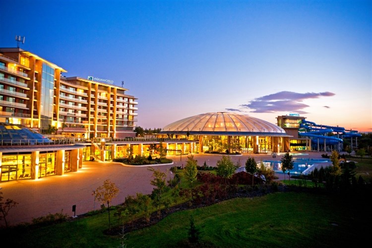 AQUAWORLD RESORT BUDAPEST - Budapest