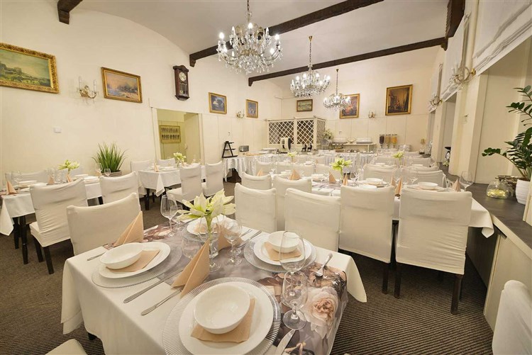 VÍKEND CO MÁ GRÁDY - V PRAZE, Hotel ANETTE, Praha 5 - Smíchov