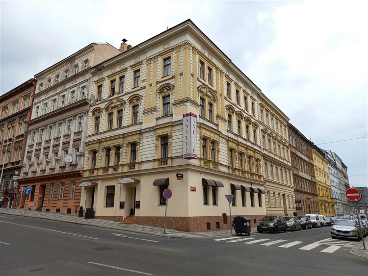 VÍKEND CO MÁ GRÁDY - V PRAZE, Hotel ANETTE, Praha 5 - Smíchov