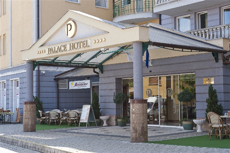 PALACE - Hévíz