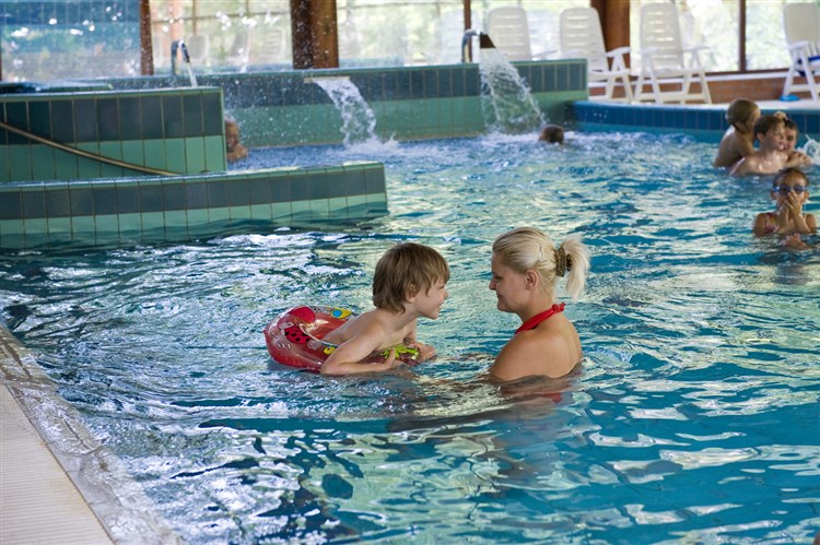 hotelový vnitřní bazén | CLUB TIHANY - Tihany