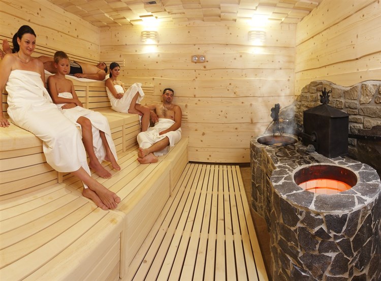 Wellness - finská sauna | Lázeňský & wellness hotel NIVAMARE - Luhačovice - Pozlovice