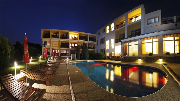Lázeňský & wellness hotel NIVAMARE - Luhačovice - Pozlovice