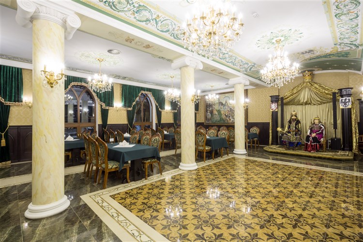 Královská restaurace | ZÁMEK LUŽEC - Nejdek - Lužec