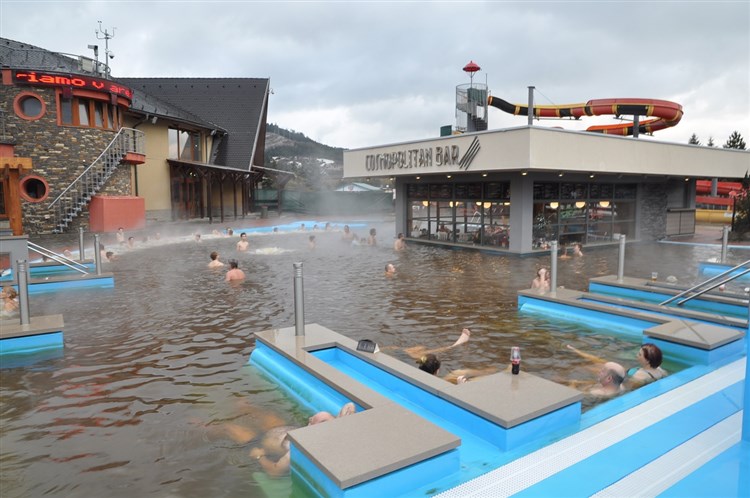 HOTEL BEŠEŇOVÁ - Vodní termální park Bešeňová